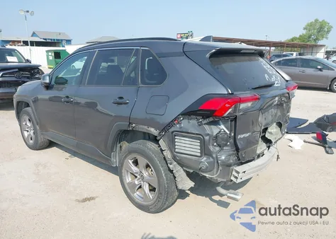 2022 Toyota Rav4 Xle z USA, uszkodzony, nr VIN 2T3W1RFV1NW208356